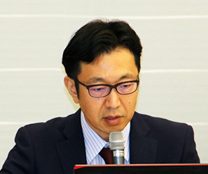 白井氏